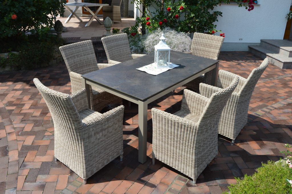 AngeboteGartenmöbel / Fachgeschäft Großmann / Strandkörbe Höxter